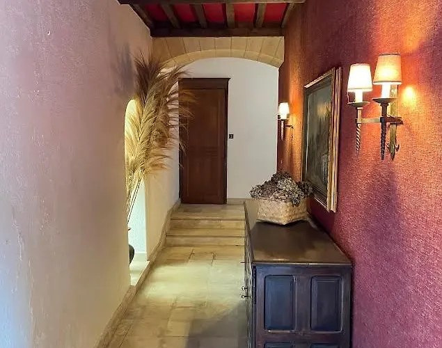 La Couronne Sarlat-la-canéda * Sarlat